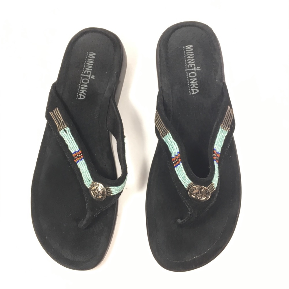 Minnetonka black leather beaded sandals size 7